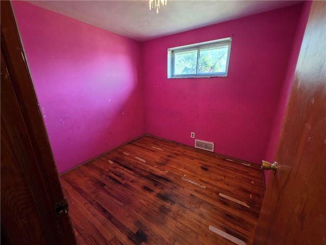 1852 Virginia Via, Canton Twp, PA 15301