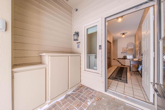 85 121st Avenue NW, Coon Rapids, MN 55448