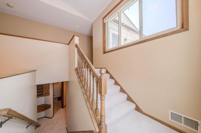 85 121st Avenue NW, Coon Rapids, MN 55448