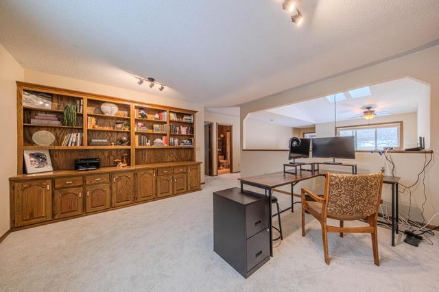 85 121st Avenue NW, Coon Rapids, MN 55448