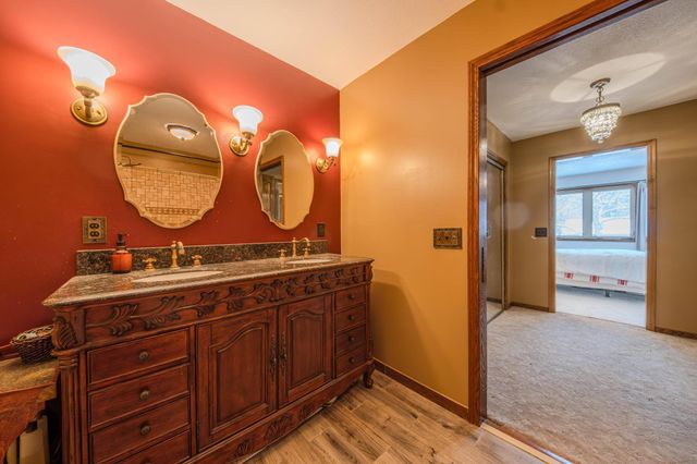 85 121st Avenue NW, Coon Rapids, MN 55448