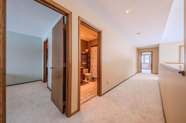 85 121st Avenue NW, Coon Rapids, MN 55448