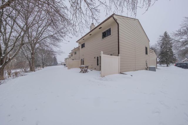 85 121st Avenue NW, Coon Rapids, MN 55448