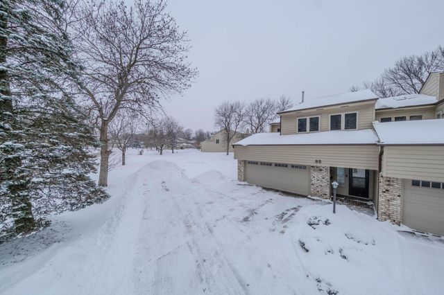85 121st Avenue NW, Coon Rapids, MN 55448