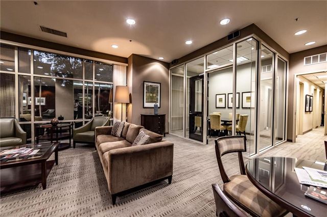 2626 Peachtree NW Road 412, Atlanta, GA 30305