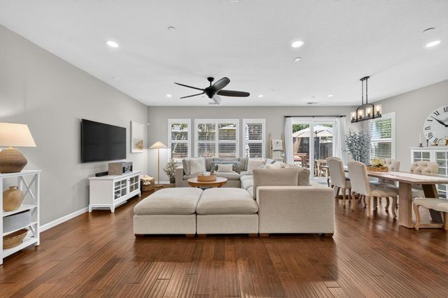 715 Wagon Trail Way, Rocklin, CA 95765