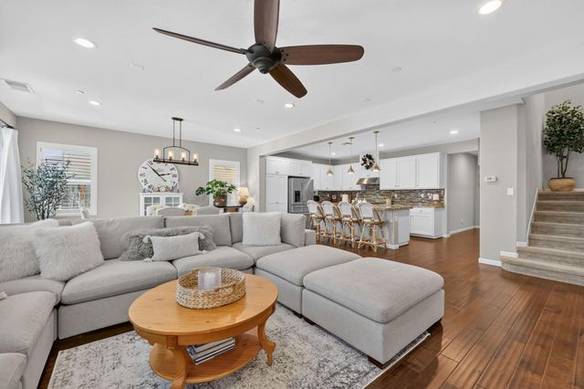 715 Wagon Trail Way, Rocklin, CA 95765