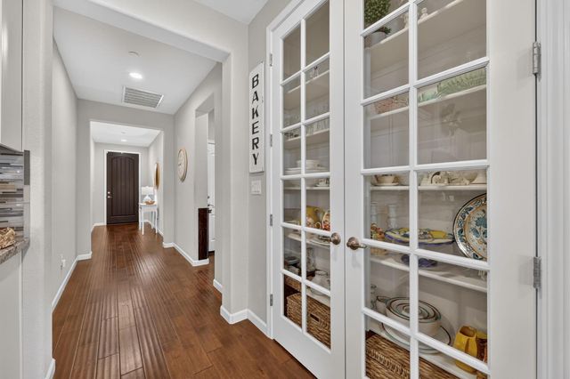 715 Wagon Trail Way, Rocklin, CA 95765