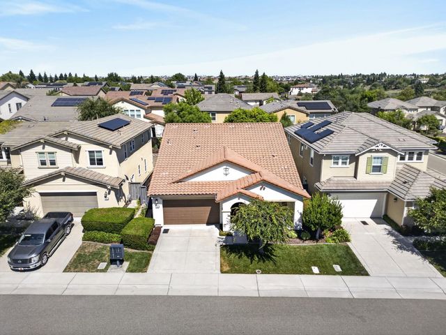715 Wagon Trail Way, Rocklin, CA 95765