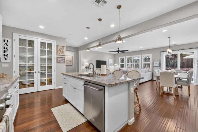 715 Wagon Trail Way, Rocklin, CA 95765