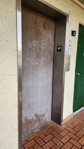 9405 W Flagler Street D204, Miami, FL 33174