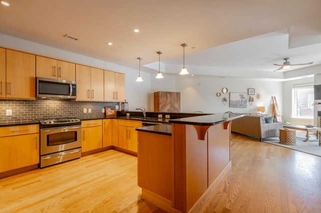 4 Cherokee Blvd Apt 306, Chattanooga, TN 37405