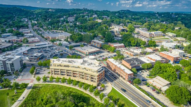4 Cherokee Blvd Apt 306, Chattanooga, TN 37405