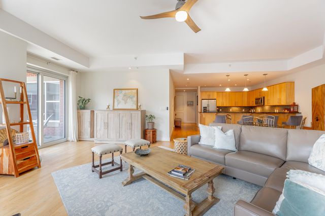 4 Cherokee Blvd Apt 306, Chattanooga, TN 37405