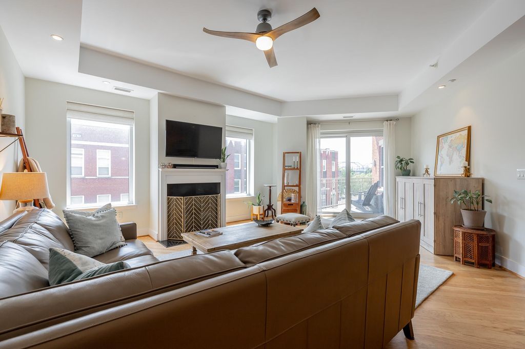 4 Cherokee Blvd Apt 306, Chattanooga, TN 37405