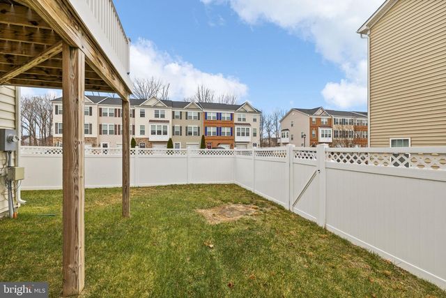 601 BIRDS NEST WAY, Fredericksburg, VA 22405