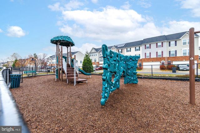 601 BIRDS NEST WAY, Fredericksburg, VA 22405