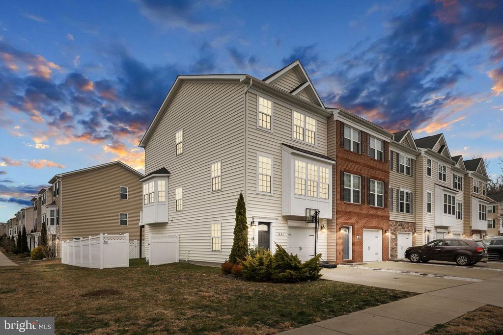 601 BIRDS NEST WAY, Fredericksburg, VA 22405