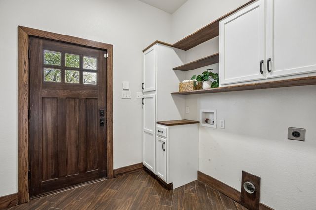 336 S Edgefield Avenue, Dallas, TX 75208