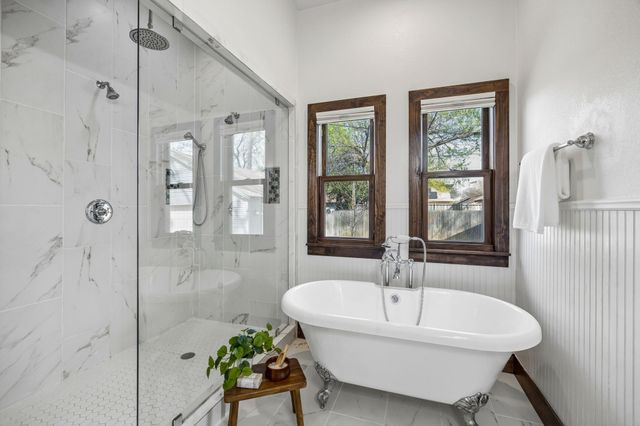 336 S Edgefield Avenue, Dallas, TX 75208