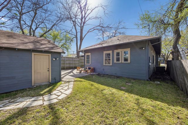 336 S Edgefield Avenue, Dallas, TX 75208