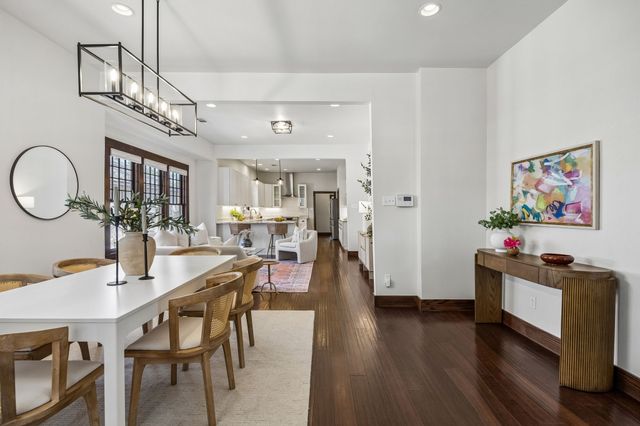 336 S Edgefield Avenue, Dallas, TX 75208