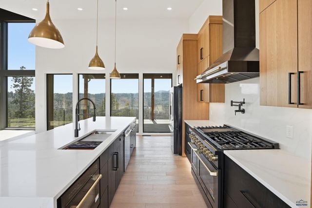 11246 PARADISE GULCH LOOP, Lead, SD 57754