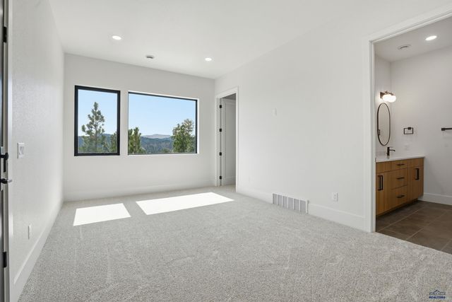 11246 PARADISE GULCH LOOP, Lead, SD 57754