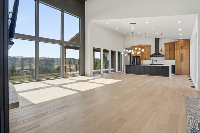 11246 PARADISE GULCH LOOP, Lead, SD 57754