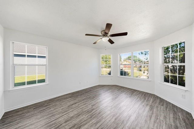 717 Red Oak Avenue, Crosby, TX 77532