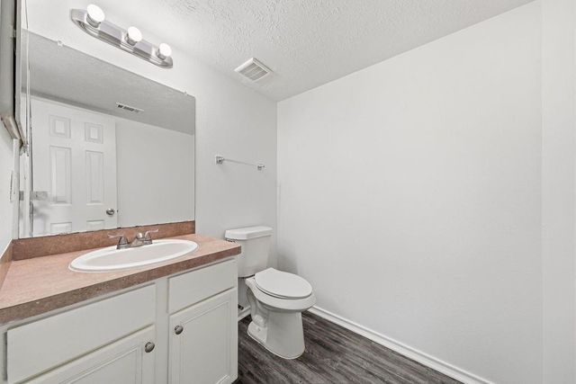717 Red Oak Avenue, Crosby, TX 77532