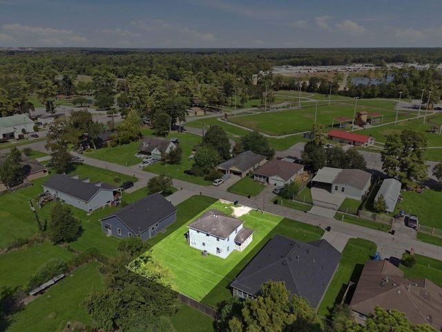 717 Red Oak Avenue, Crosby, TX 77532