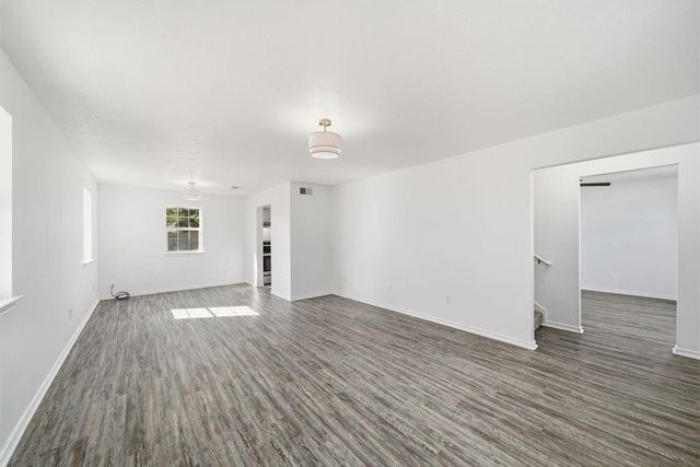 717 Red Oak Avenue, Crosby, TX 77532