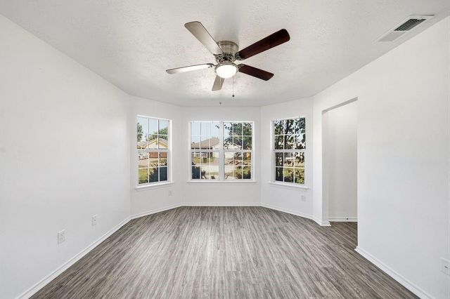 717 Red Oak Avenue, Crosby, TX 77532