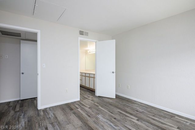 2300 East Silverado Ranch Boulevard 2038, Las Vegas, NV 89183