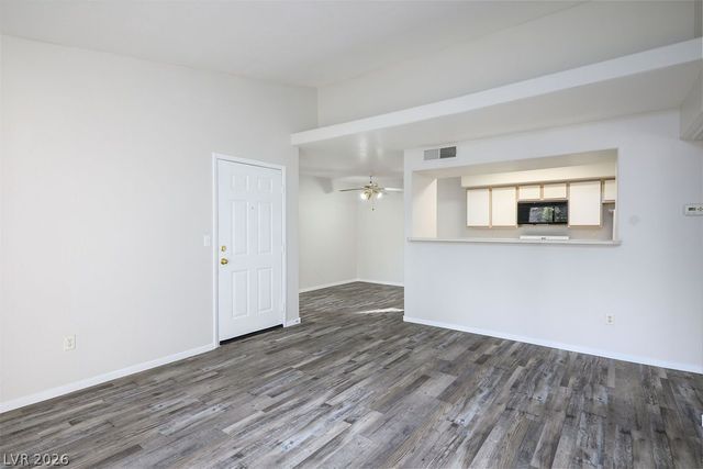 2300 East Silverado Ranch Boulevard 2038, Las Vegas, NV 89183