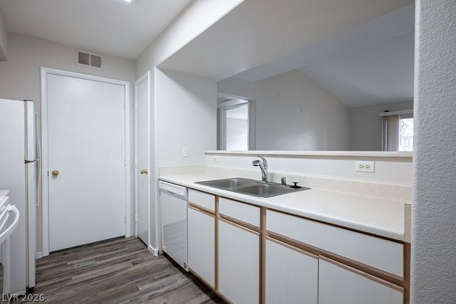 2300 East Silverado Ranch Boulevard 2038, Las Vegas, NV 89183
