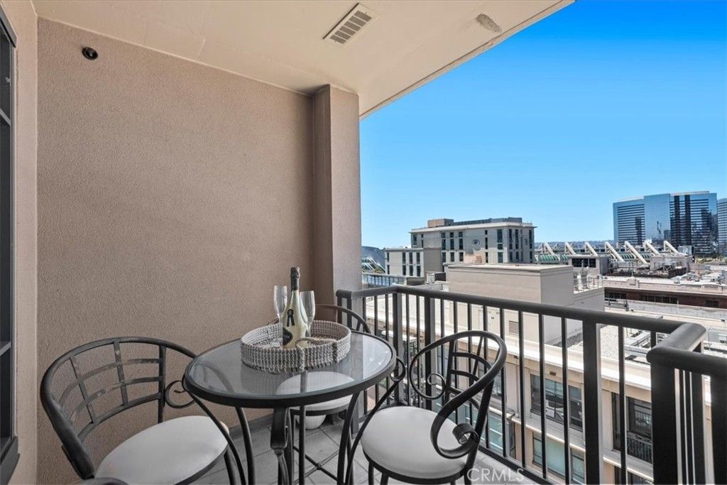 530 K Street 919, San Diego, CA 92101