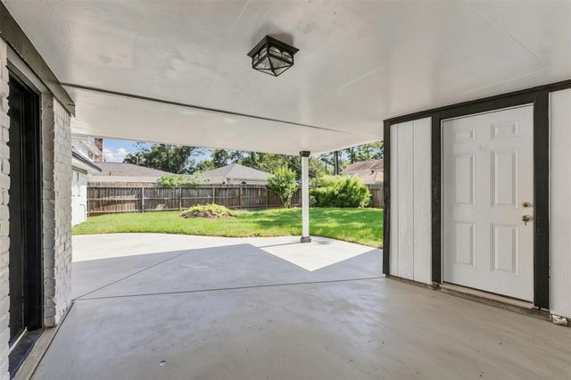 1119 Manatee Lane, Houston, TX 77090