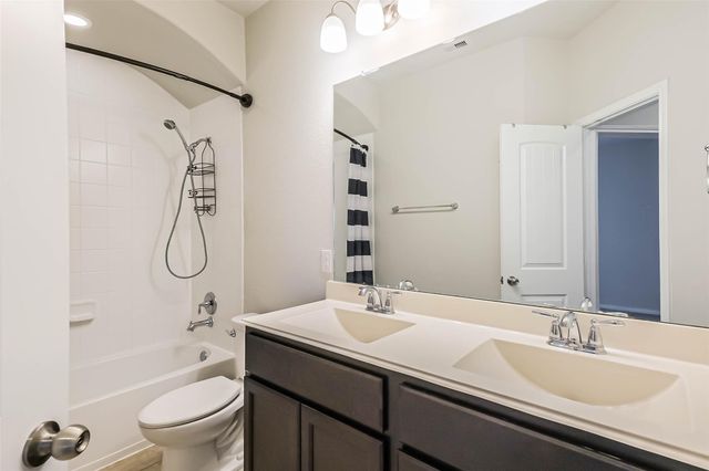 1242 Willow Plains Lane N, Rosenberg, TX 77471