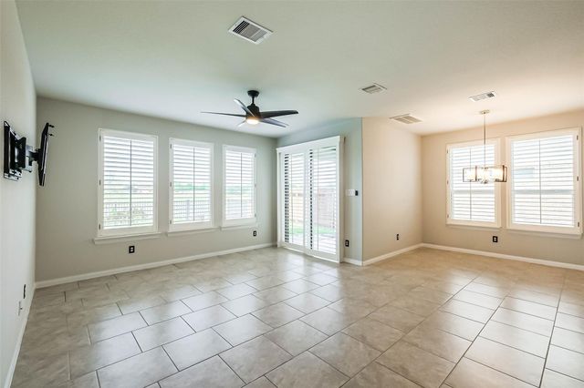 1242 Willow Plains Lane N, Rosenberg, TX 77471