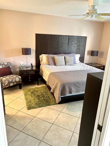 11231 Green Lake Drive 104, Boynton Beach, FL 33437