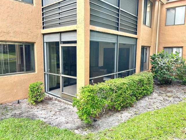11231 Green Lake Drive 104, Boynton Beach, FL 33437