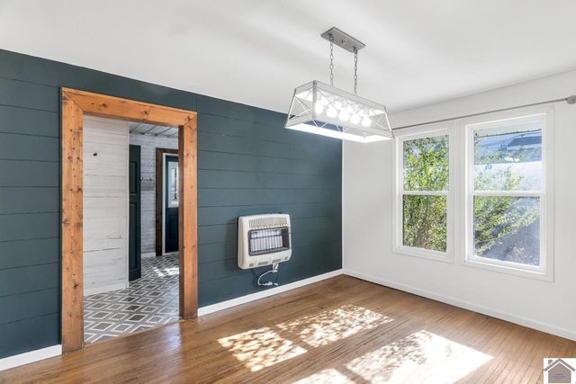 616 S 8th St, Mayfield, KY 42066