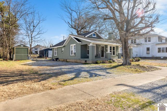 616 S 8th St, Mayfield, KY 42066