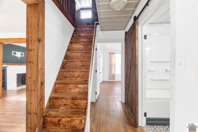 616 S 8th St, Mayfield, KY 42066