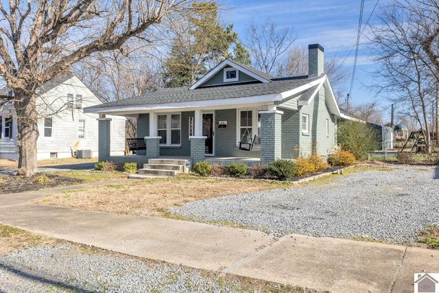 616 S 8th St, Mayfield, KY 42066