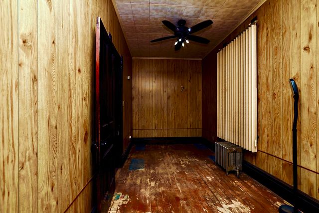 8733 S Buffalo Avenue, Chicago, IL 60617