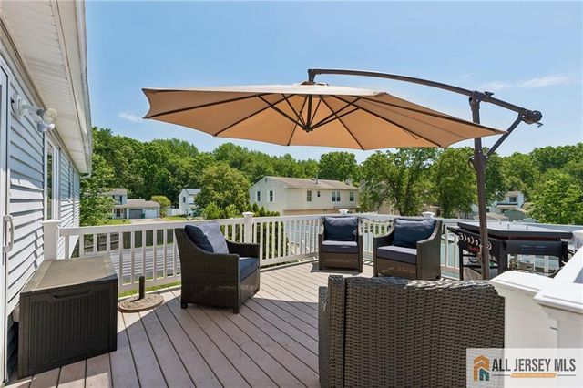 21 Cherry Bend Drive, Howell, NJ 07731