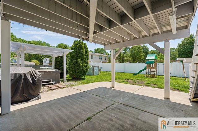 21 Cherry Bend Drive, Howell, NJ 07731